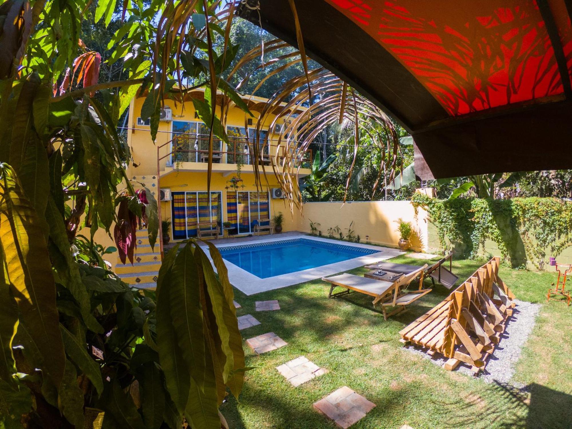 Habitacion Privada Con Pisicina Y Cocina Compartida サユリタ エクステリア 写真
