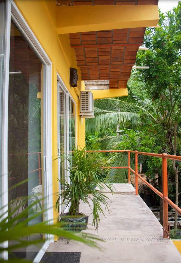 Habitacion Privada Con Pisicina Y Cocina Compartida サユリタ エクステリア 写真