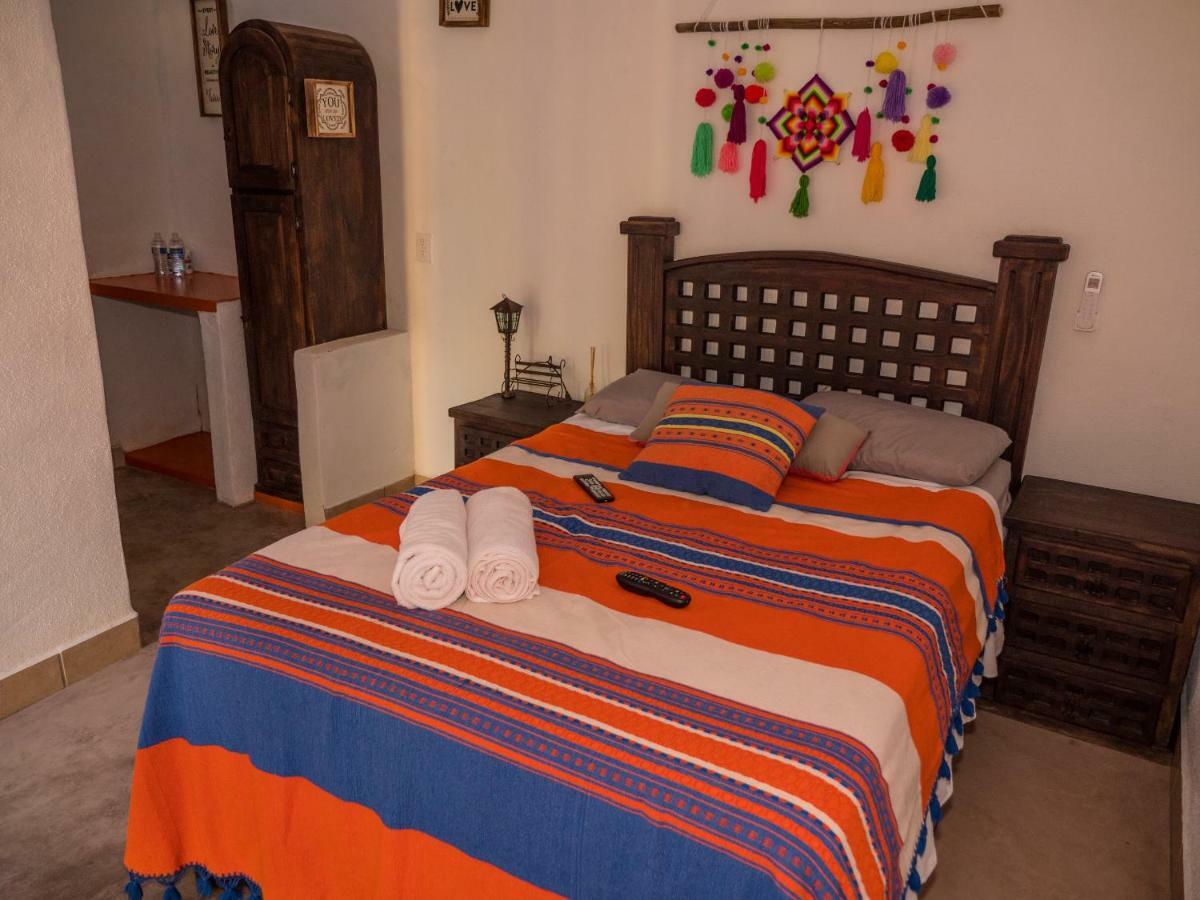 Habitacion Privada Con Pisicina Y Cocina Compartida サユリタ エクステリア 写真